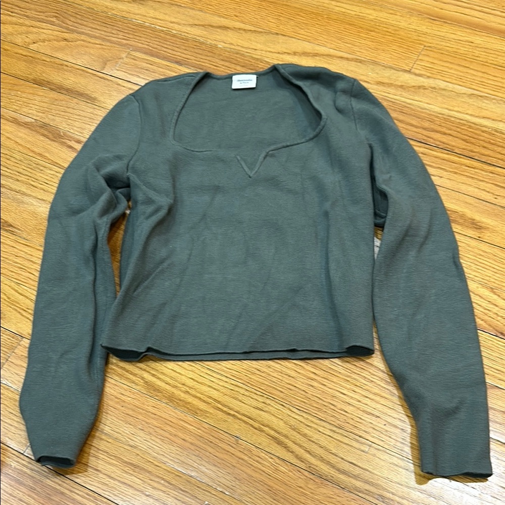 Women's Green Long Sleeve Top